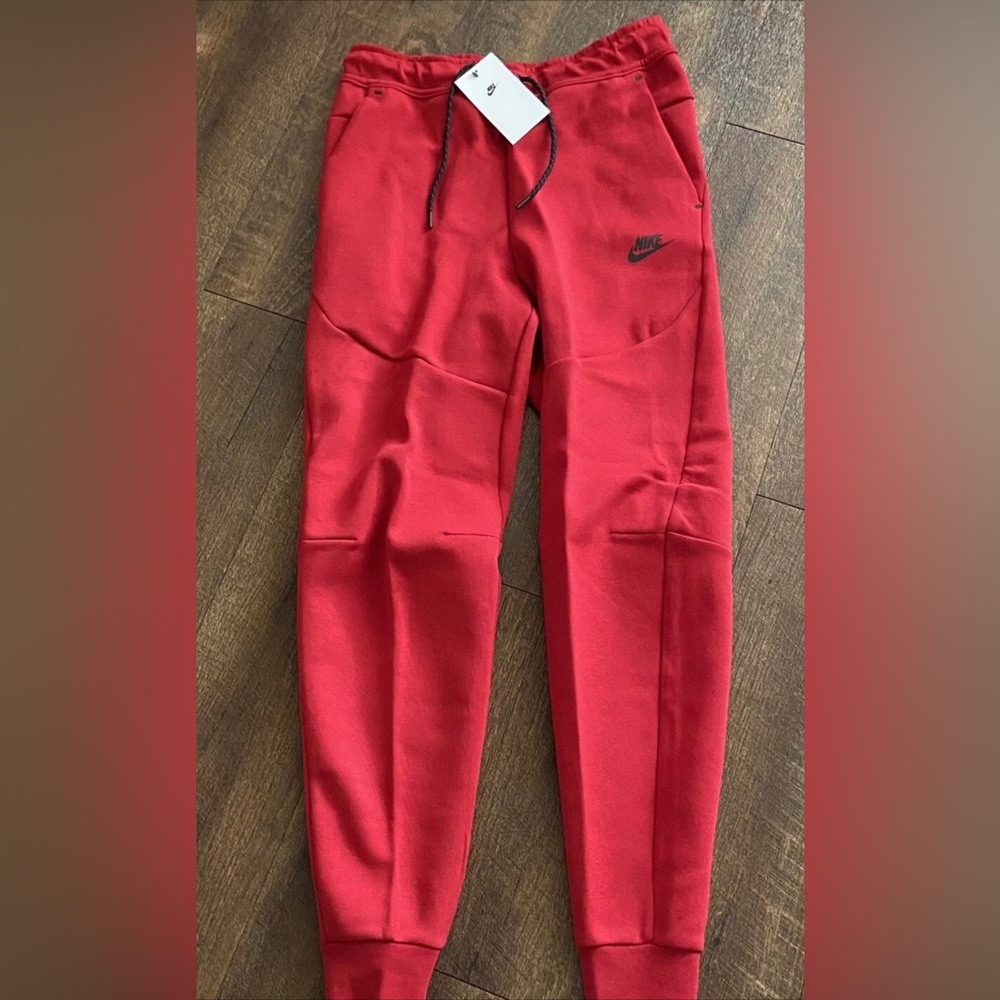 Nike slim fit taper leg regular length